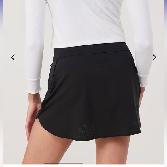 Outdoor Voices The Exercise 3" Skort in Black - Picture 5 of 9